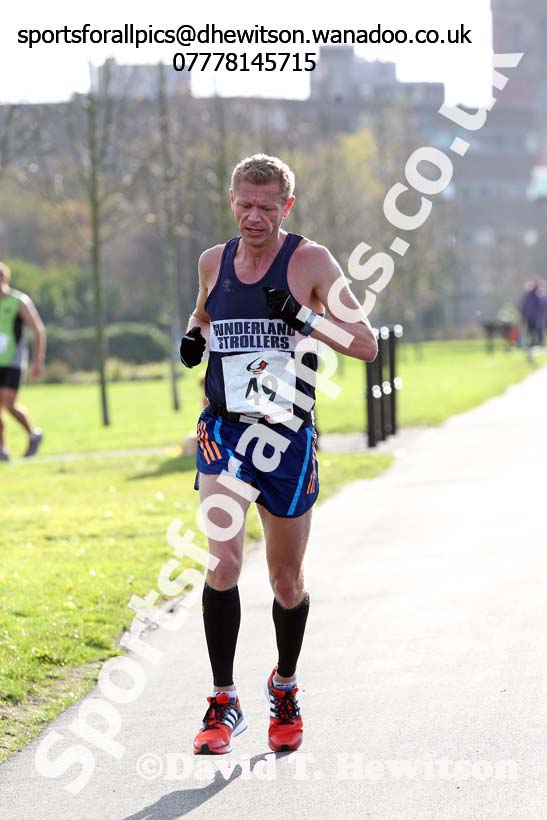 Newcastle Town Moor Marathon. Photo: David T. Hewitson/Sports for All Pics